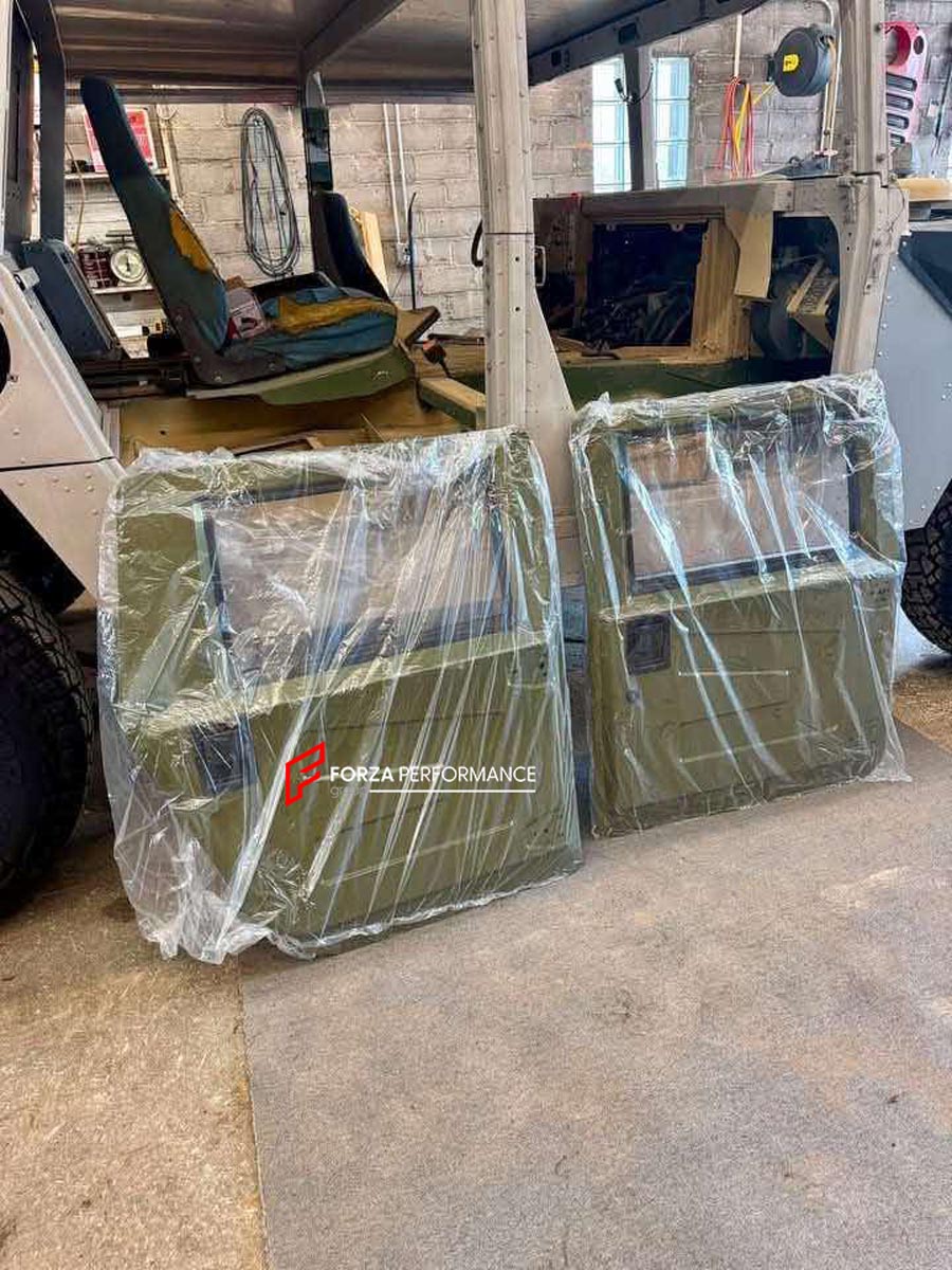 Metal Doors Replacement for Hummer H1 1992 - 2006
Set includes:

Doors
Material: Metal

NOTE: Professional installation is required.