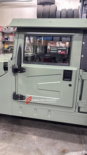 Metal Doors Replacement for Hummer H1 1992 - 2006
Set includes:

Doors
Material: Metal

NOTE: Professional installation is required.