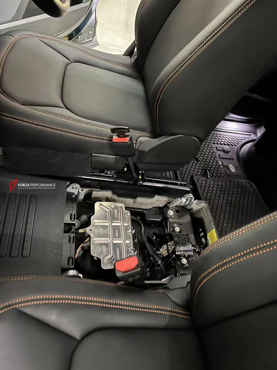MIDDLE ARMREST CONSOLE BOX for LAND ROVER DEFENDER L663 2019+  Set includes:  Armrest Console Box