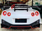 CONVERSION BODY KIT for NISSAN GT-R R35 2007 - 2016 UPGRADE to NISMO FACELIFT

Set includes:

Front Bumper
Front Fenders

Front Grille
Hood
Side Skirts
Rear Vents
Rear Bumper
Rear Spoiler

Material: Carbon Fiber + Plastic

NOTE: Professional installation is required
