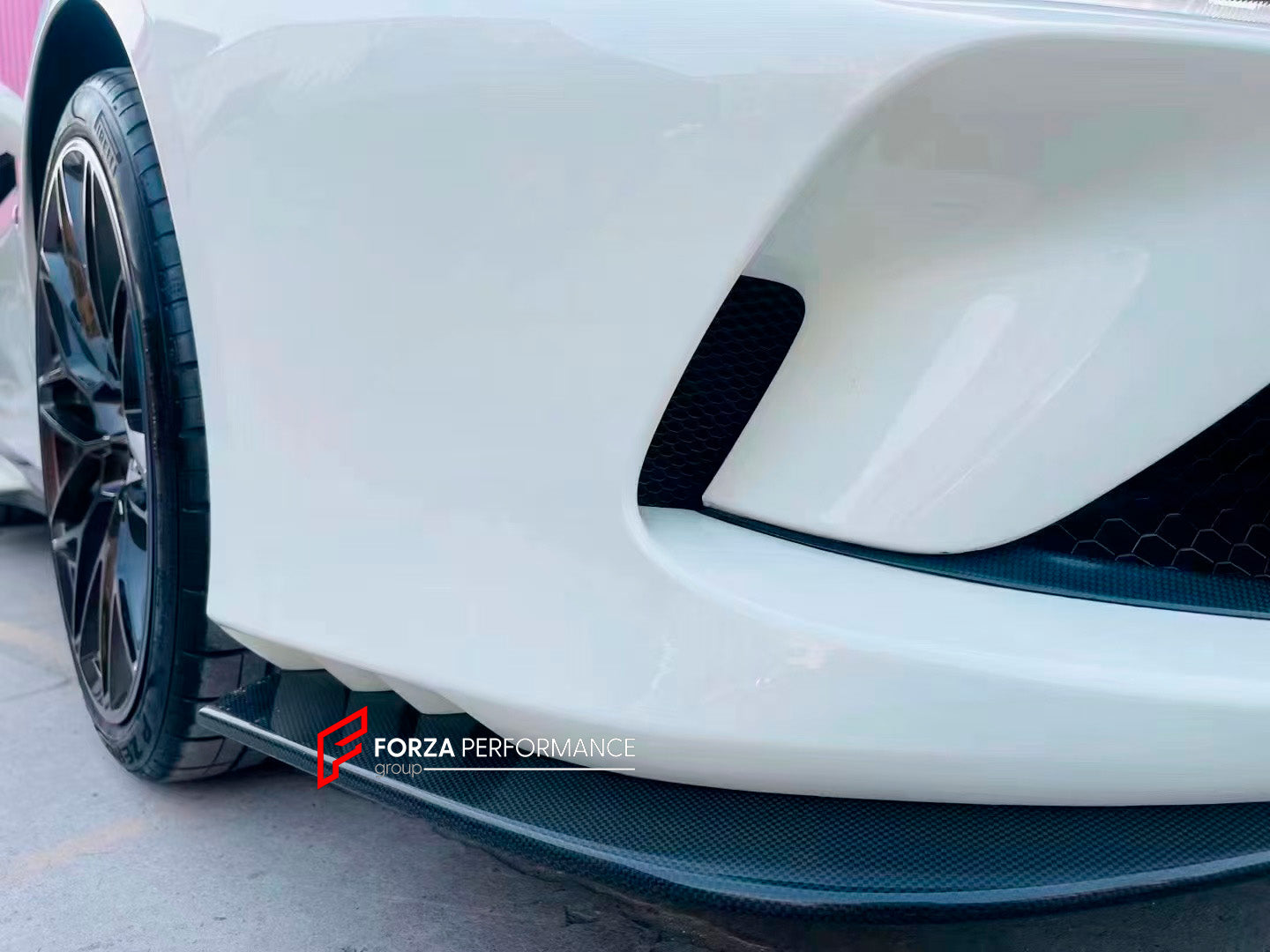 DRY CARBON REPLACEMENT BODY KIT for FERRARI F8

Set includes:

Front Lip
Front Canards
Side Skirts
Rear Diffuser
Engine Cover

Material: Dry&nbsp;Carbon Fiber

Note: Professional installation is required.

Contact us for pricing 