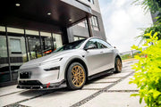 PLASTIC BODY KIT for TESLA MODEL Y FACELIFT 2025+

Set includes:

Front Lip

Side Skirts

Rear Diffuser

Material: Plastic

Note: Professional installation is required