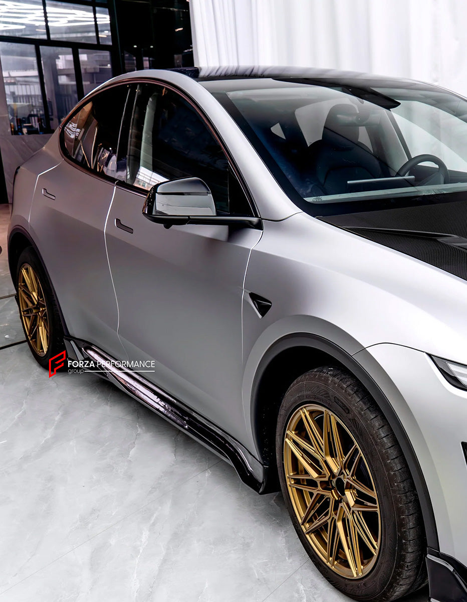 PLASTIC SIDE SKIRTS for TESLA MODEL Y JUNIPER 2025+

Set includes:

Side Skirts

Material: Plastic

Note: Professional installation is required