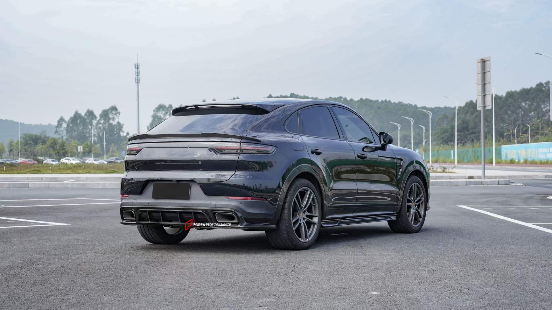 DRY CARBON BODY KIT FOR PORSCHE CAYENNE 9Y 2018-2023
