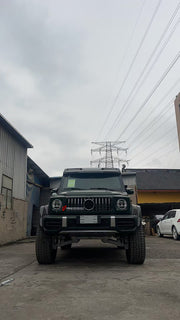 PORTAL AXEL FOR 4x4 MERCEDES BENZ G CLASS AMG W463

Gear Ratio: 1.15

Clearance Increase: +147mm

Wheels PCD: 8 x 164.8


Material: Aluminium

Color: Black, Gold, Silver, Grey, Red

Note: Professional installation is required