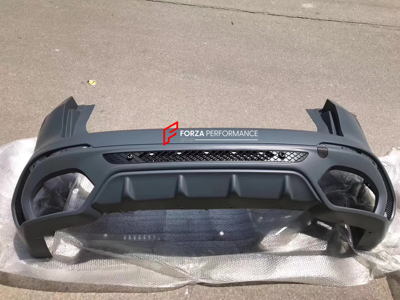REAR BUMPER AND EXHAUST TIPS for ALFA ROMEO STELVIO 949  2017 - 2023  Set includes:  Rear Bumper Exhaust Tips