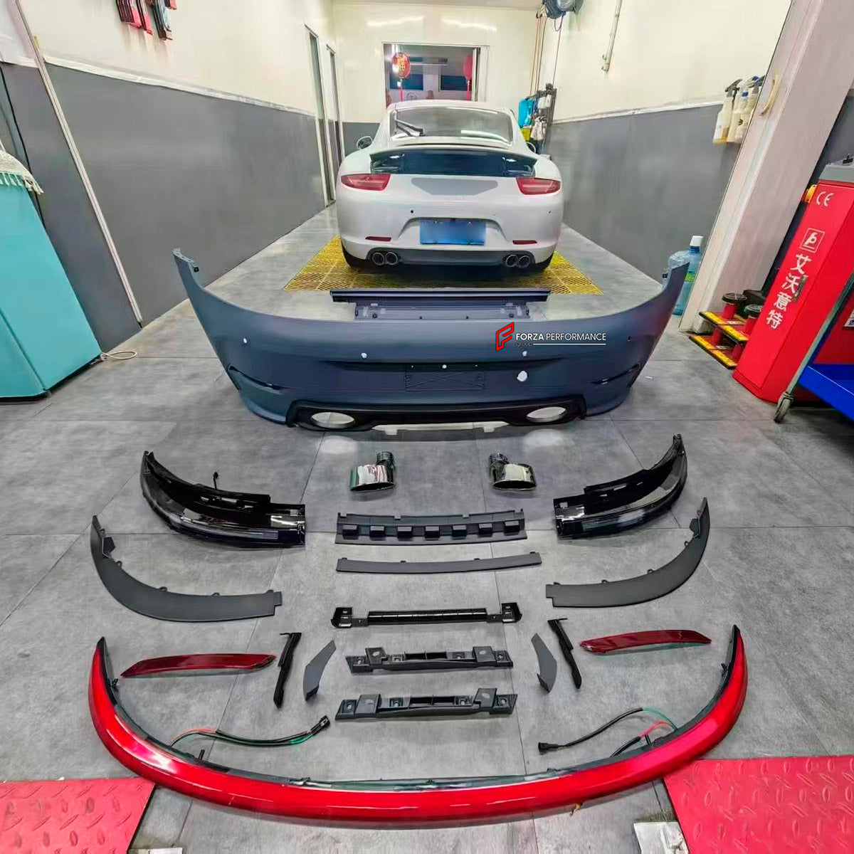 Rear Bumper for Porsche 911 Carrera 2019+
Set includes:

Rear Bumper
Material: Plastic

NOTE: Professional installation is required.