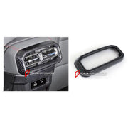 REAR CENTER CONSOLE AIR VENT COVER for JETOUR T2 TRAVELLER 2024+

Set includes:
Rear Center Console Air Vent Cover

Material: Plastic

NOTE: Professional installation is required.