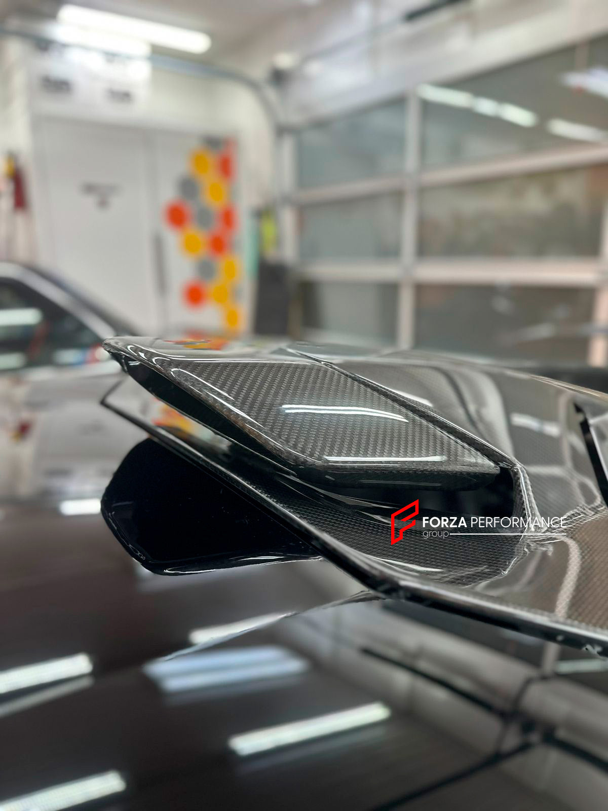CARBON FIBER REAR ENGINE HOOD COVER for LAMBORGINI HURACAN LP580 LP610 EVO  Set include:   Rear Engine Hood Material: Dry carbon fiber