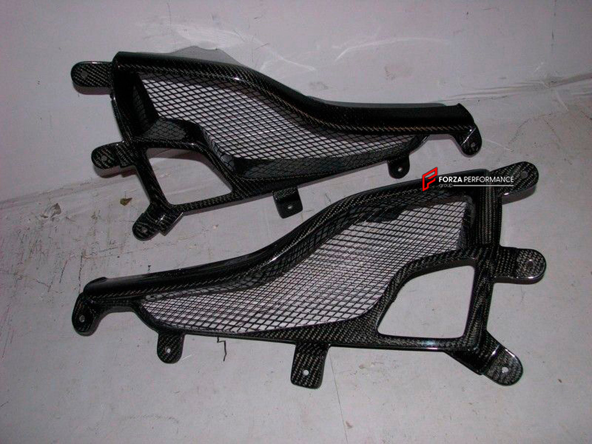 REAR FOG LIGHT DIFFUSER for Ferrari 458 Italia Spider
Set includes:

Rear Fog Light Diffuser
NOTE: Professional installation is required.
