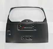 REAR TRUNK DOOR for Land Rover Defender L663 2019 - 2025
Set includes:

Rear Trunk Door
Material: Plastic

NOTE: Professional installation is required.