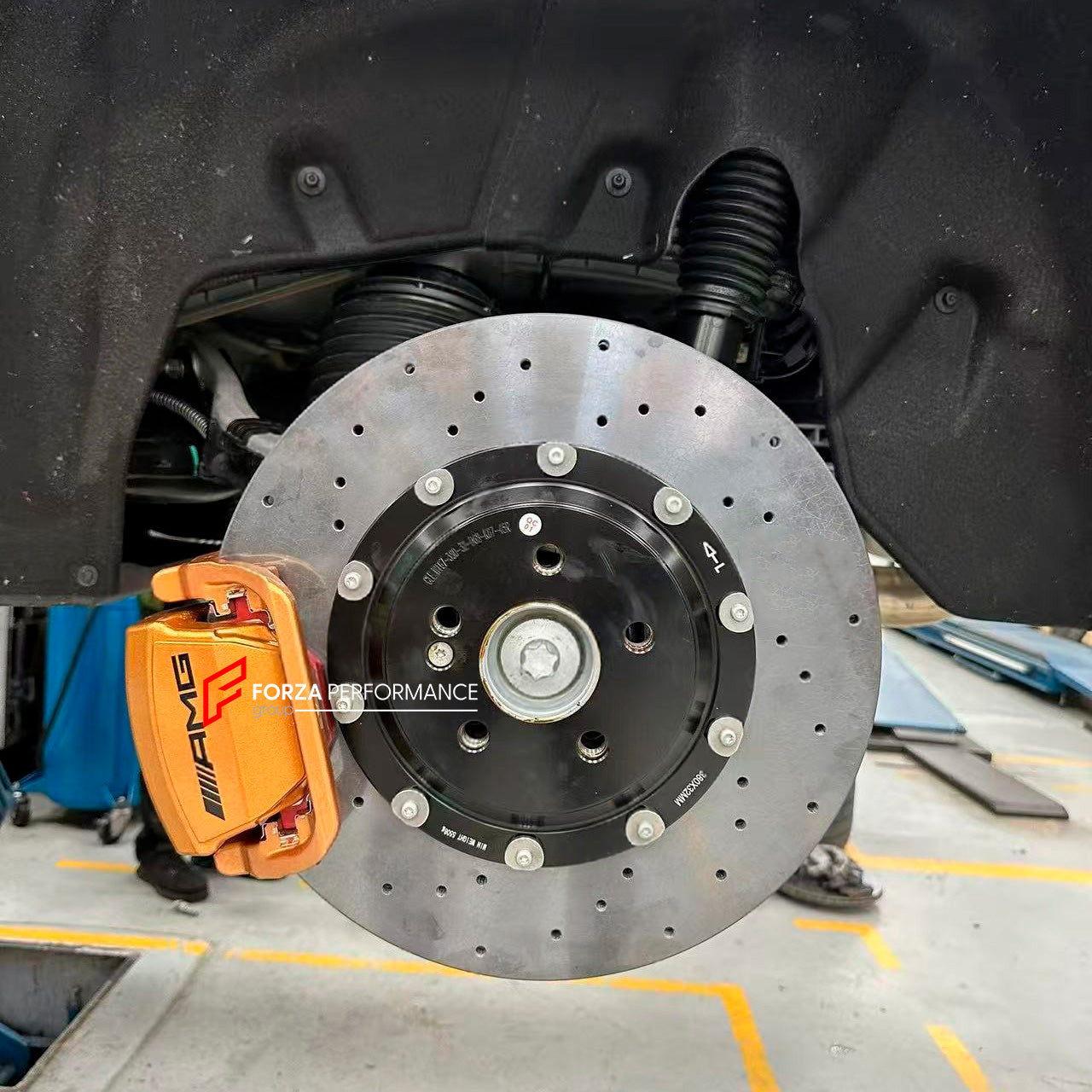REPLACEMENT CARBON CERAMIC BRAKE DISK ROTORS for MERCEDES BENZ GLE W167

Forza Performance Group offers various types of big brake kits, all types of aftermarket brake calipers, as well as genuine original brands of all types, such as AP Racing, Brembo, Akebono, AMG, M Performance, Audi, Porsche, Lamborghini, Toyota TRD, etc.

Material: Carbon Ceramic

Current set includes:

2x Front Brake discs 420 mm

2x Rear Brake discs 380 mm


PLEASE INCLUDE YOUR VIN, MODEL AND YEAR WHEN PURCHASING.