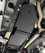 REPLACEMENT FUEL GAS TANK for LEXUS GX550 J250 2023+

Set includes:

Gas Fuel Tank
Fuel Pump
Installation Manual

Material: Steel

Tank Capacity: 110 litre (29 Gallon)

Note: Professional installation is required.