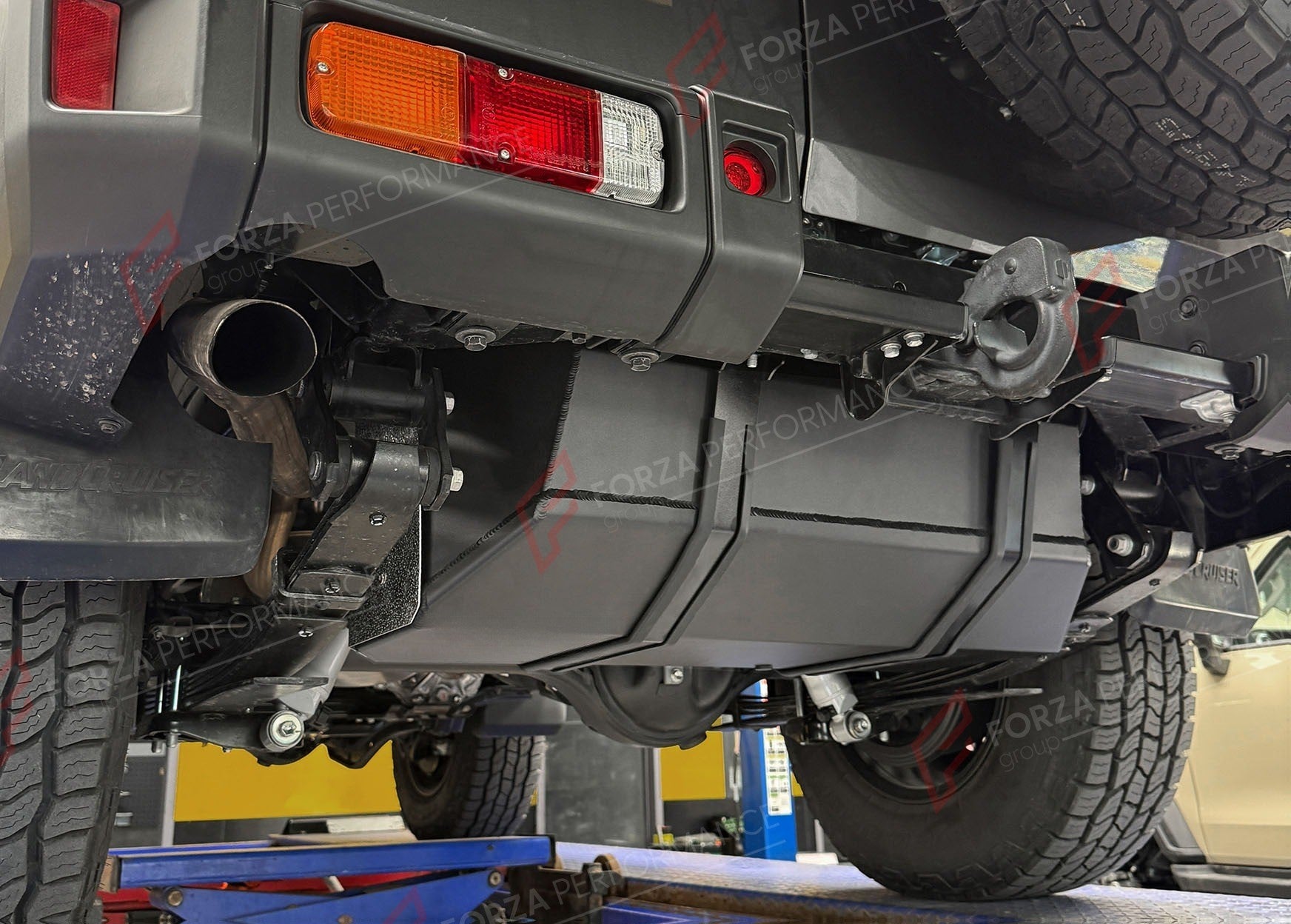REPLACEMENT LONG RANGE FUEL TANK SYSTEM 136L, +46L (EXTRA 12 GAL) EXTENDED RANGE for TOYOTA LAND CRUISER LC71 4.0L GASOLINE 2007+