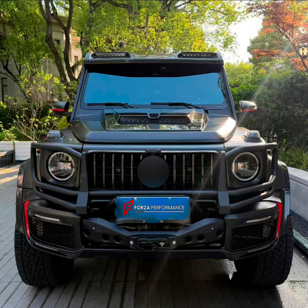 ROOF RACK BAR LUGGAGE WITH LADDER for Mercedes Benz G Class W463A W465 2018+
Set includes:

Roof Rack Assembly
Rear Ladder
Material: Aluminium

NOTE: Professional installation is required.