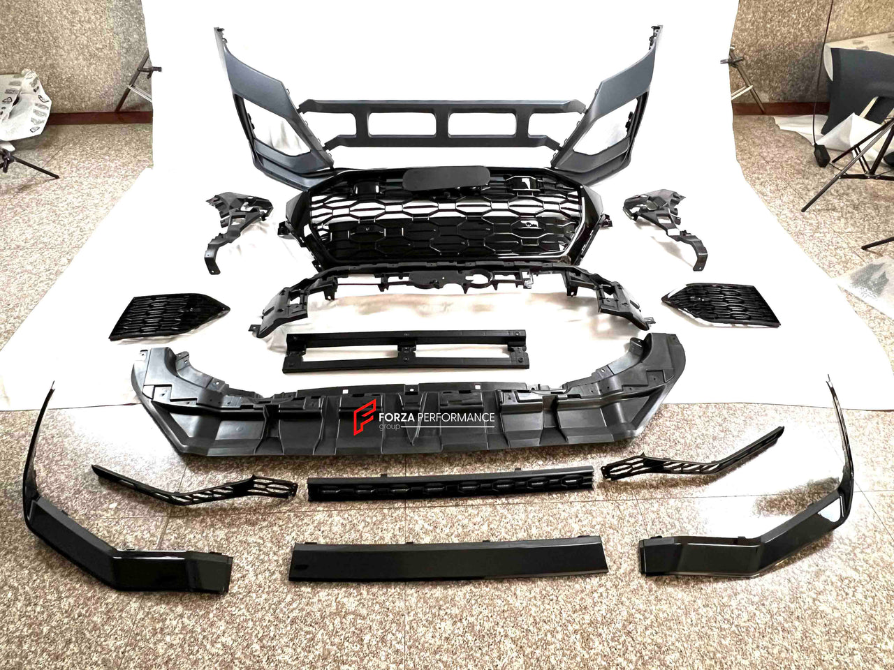 RSQ8 STYLE CONVERSION BODY KIT for AUDI Q8 4M 2019 - 2023  Set includes:  Front Grille Front Bumper Front Lip Rear Bumper Rear Diffuser Exhaust Tips