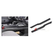 SIDE CENTER CONSOLE SHIFT PANEL COVERS for JETOUR T2 TRAVELLER 2024+

Set includes:
Side Center Console Shift Panel Covers

Material: Plastic

NOTE: Professional installation is required.