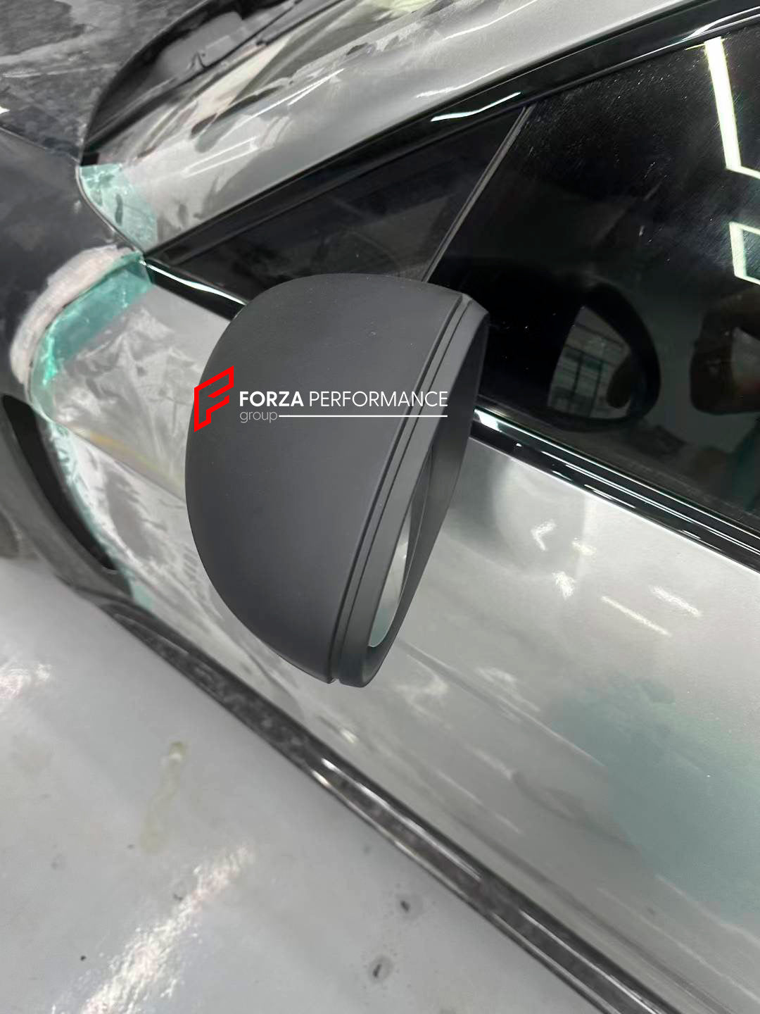 SIDE MIRRORS for PORSCHE PANAMERA G1 970 2010 - 2016 into 971

Set includes:

Side Mirrors

Material: Plastic

Note: Professional installation is required
