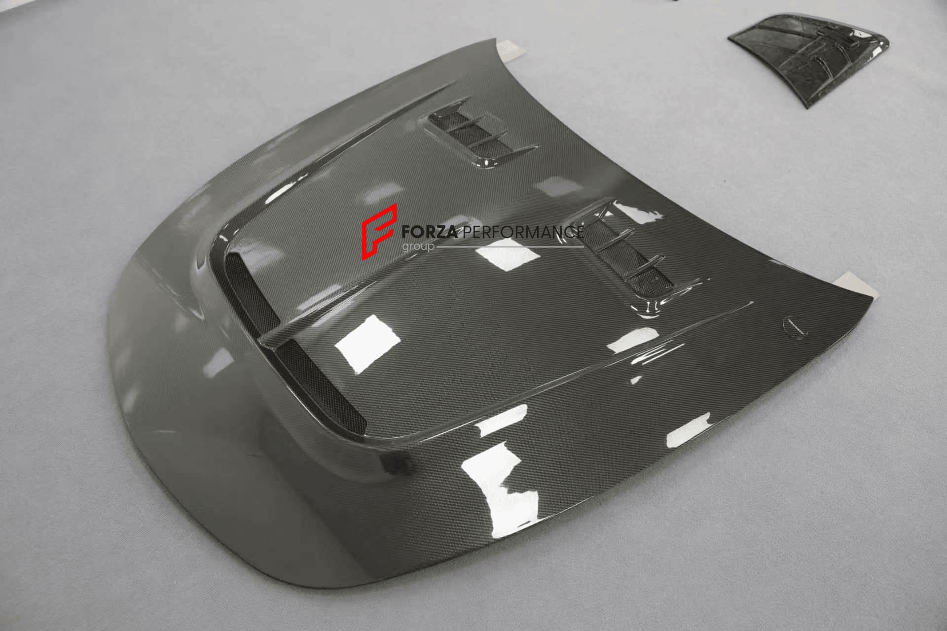 DRY CARBON HOOD BONNET for Mercedes Benz SL 232 2022+
Set includes:

Hood Bonnet
Material: Dry Carbon

NOTE: Professional installation is required.