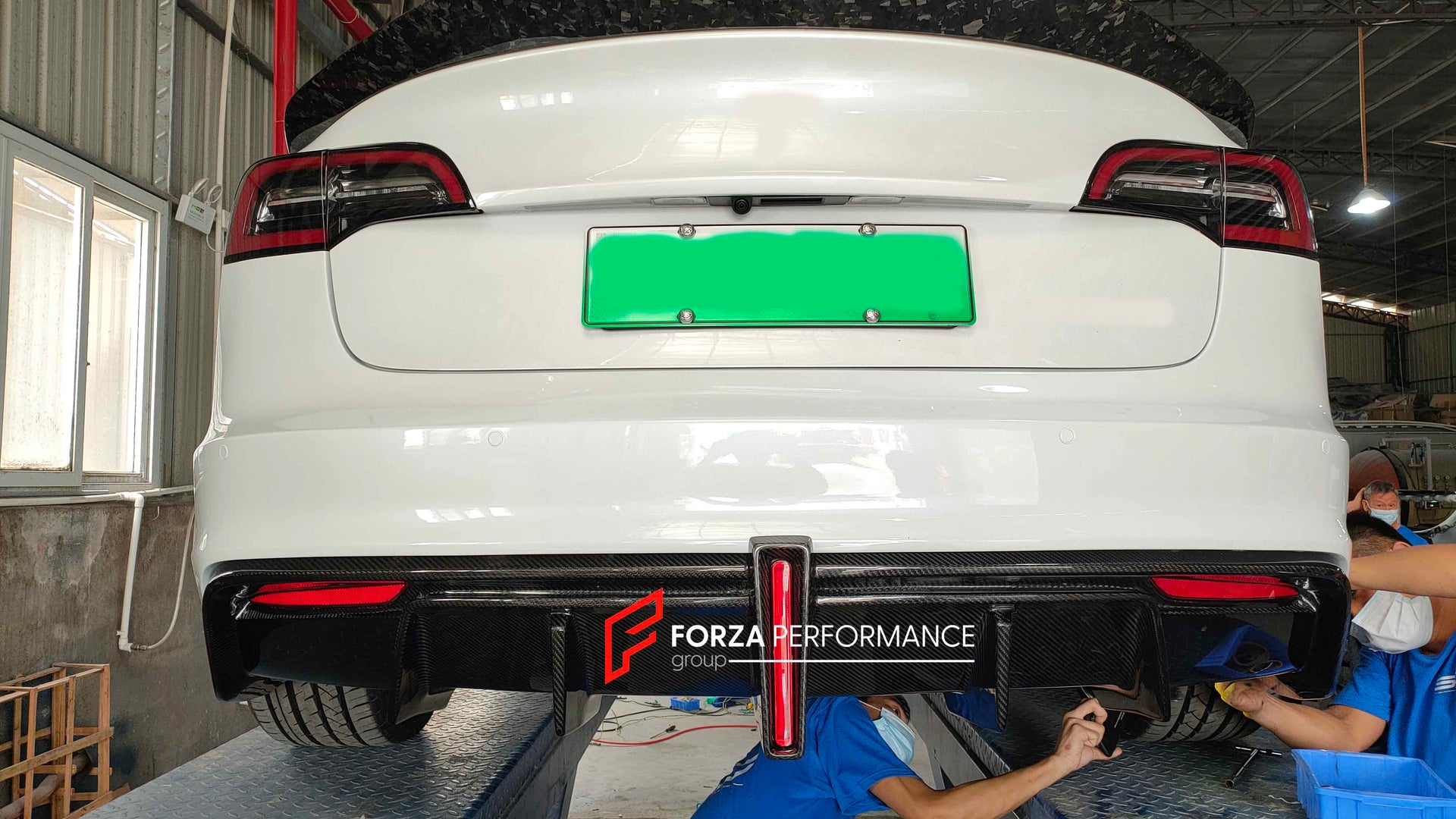 DRY CARBON BODY KIT FOR TESLA MODEL 3 2016+