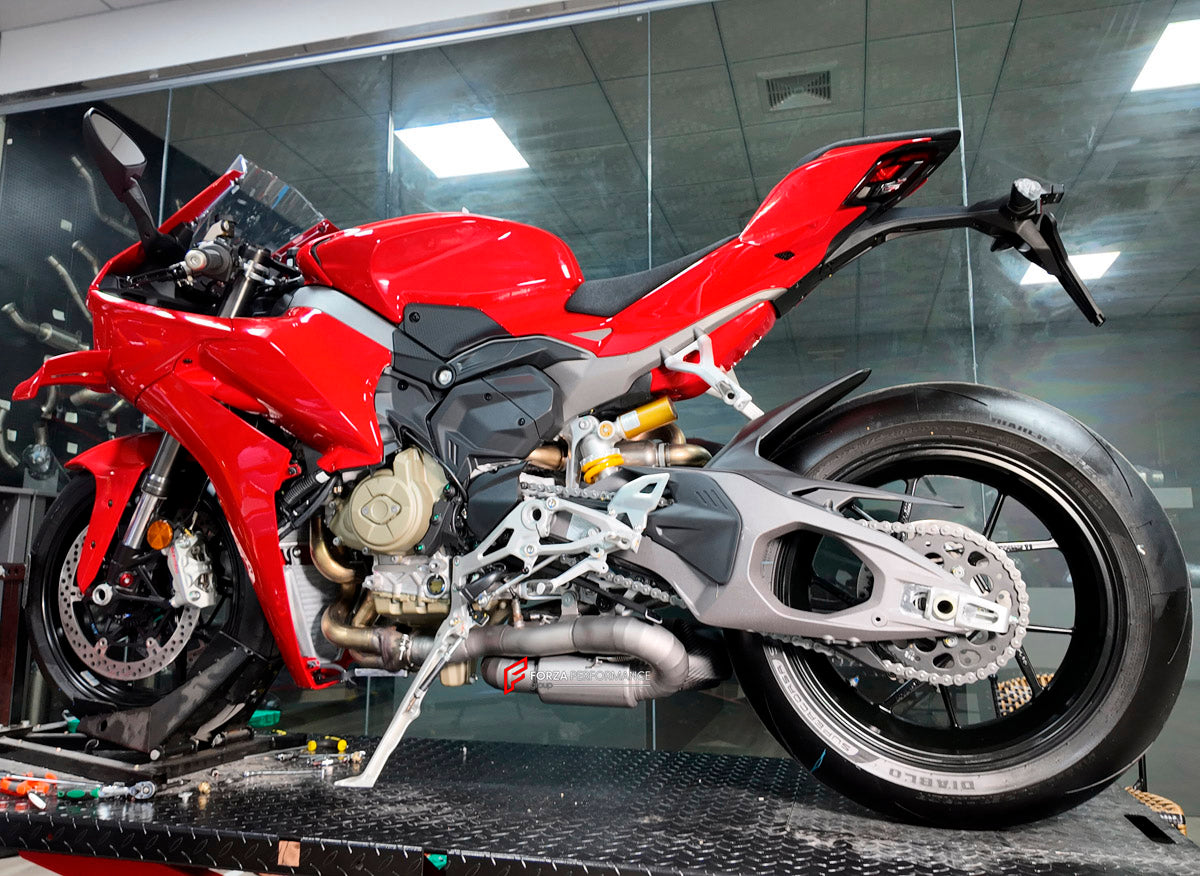 TITANIUM MOTORCYCLE EXHAUST SYSTEM for DUCATI PANIGALE V4 V4S 2025+ custom fit ARROW EXHAUST

Set include:

2-1 Merge Collectors
Mid Pipe
Resonator
Link Pipes
Exhaust Slip On
Material: Titanium (can be made in Stainless Steel)

NOTE: Professional installation is required.

FEATURES:

Engineered Digital prototyping using 3D CAD design software, each car model chassis has been 3D laser scanned in the factor
Factory run all test cars on Italian 1200HP Dyno machine, to make the best performance design of exhaus