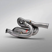 TITANIUM MOTORCYCLE EXHAUST SYSTEM for DUCATI PANIGALE V4 V4S 2025+

Set include:

2-1 Merge Collectors
Mid Pipe
Resonator
Link Pipes
Exhaust Slip On


Material: Titanium (can be made in Stainless Steel)

NOTE:&nbsp;Professional installation is required.

FEATURES:

Engineered Digital prototyping using 3D CAD design software, each car model chassis has been 3D laser scanned in the factor
Factory run all test cars on Italian 1200HP Dyno machine, to make the best performance design of exhaust
CNC bending mach