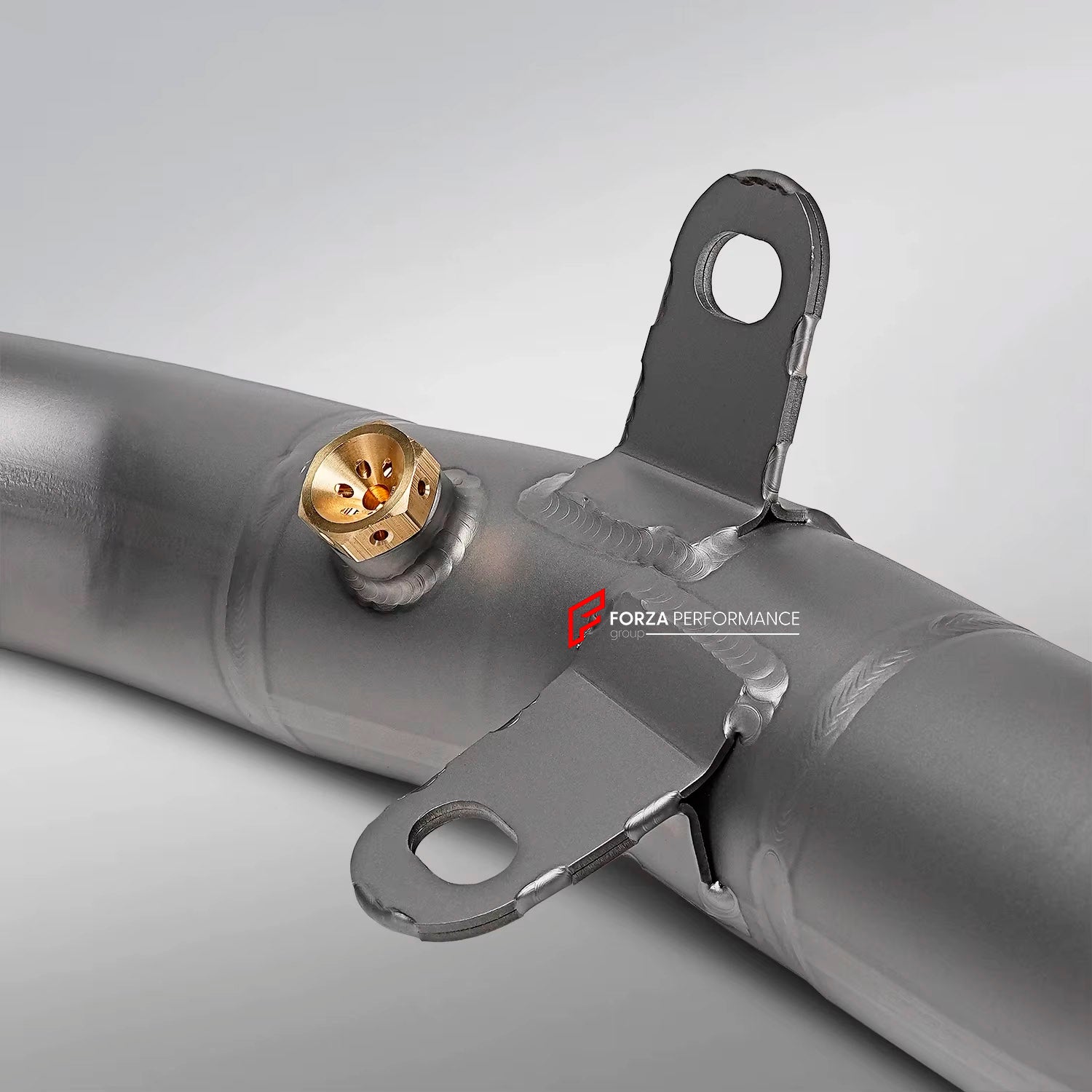 TITANIUM MOTORCYCLE EXHAUST SYSTEM for DUCATI PANIGALE V4 V4S 2025+

Set include:

2-1 Merge Collectors
Mid Pipe
Resonator
Link Pipes
Exhaust Slip On


Material: Titanium (can be made in Stainless Steel)

NOTE:&nbsp;Professional installation is required.

FEATURES:

Engineered Digital prototyping using 3D CAD design software, each car model chassis has been 3D laser scanned in the factor
Factory run all test cars on Italian 1200HP Dyno machine, to make the best performance design of exhaust
CNC bending mach