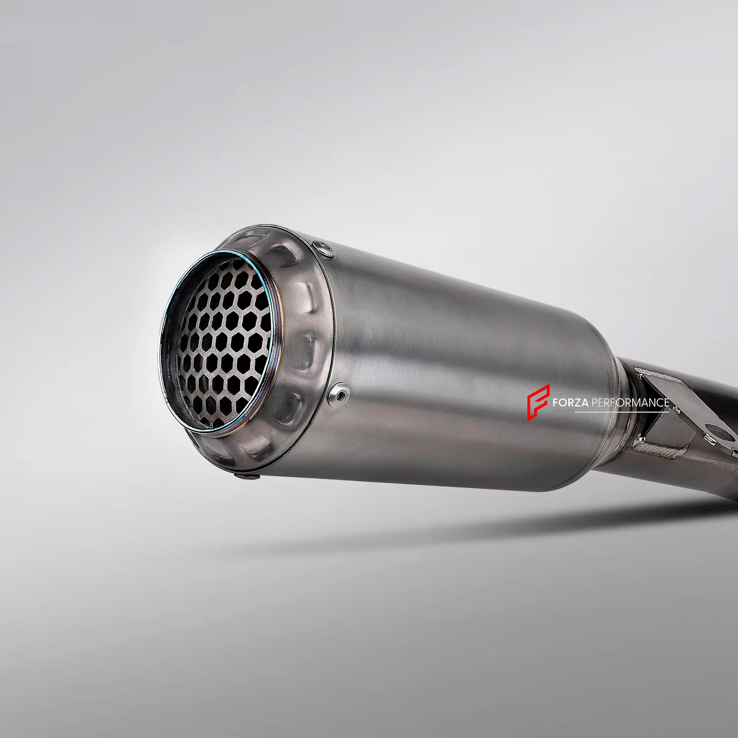 TITANIUM MOTORCYCLE EXHAUST SYSTEM for KTM DUKE SUPER DUKE 1290 1390

Set include:

Header
2-1 Merge Collector

Resonator
Mid pipe

Link Pipe
Exhaust Slip Ons

Material: Titanium (can be made in Stainless Steel)

NOTE:&nbsp;Professional installation is required.

FEATURES:

Engineered Digital prototyping using 3D CAD design software, each car model chassis has been 3D laser scanned in the factor
Factory run all test cars on Italian 1200HP Dyno machine, to make the best performance design of exhaust
CNC bend