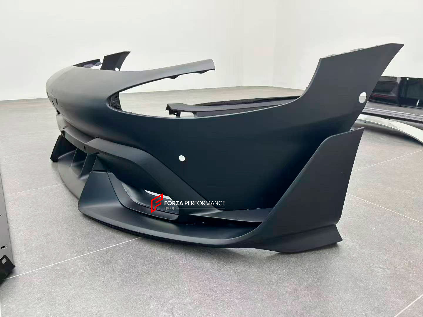 BODY KIT for XIAOMI SU7 2024+

Set includes:

Front Lip
Hood/Bonnet
Side Skirts
Rear Diffuser
Rear Spoiler

Material: Plastic