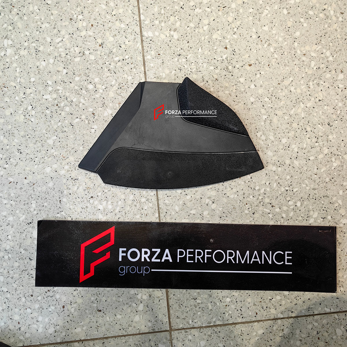 Used Genuine OEM Porsche Engine Comartment Cover Assembly for Porsche 911 992.1 GT3 TOURING 2021-2024

Parts were not taken from salvage car, reason of selling parts, we converted our GT3 touring to GT3 "wing" version. So if you need other rear end parts, contact us.

Parts are in good condition, with no cracks or damage.

Part Number: 9GT864276A OK1, 992864276BHOK1, 992864249 OK1, 992864250 OK1, 992.864.276

Note: Professional installation is required.
