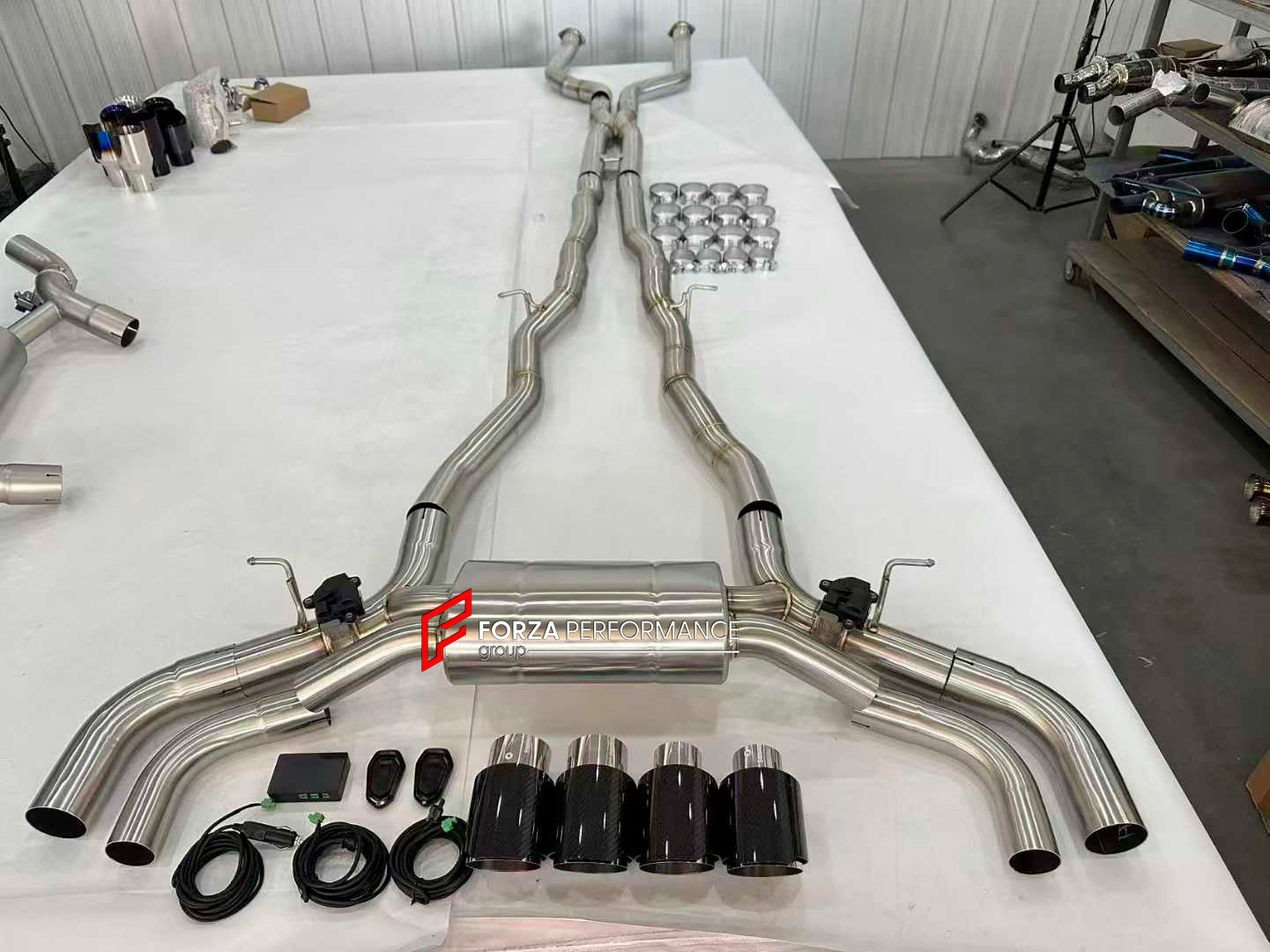 Aggressive Sporty Sound Valved Catback Exhaust System with Muffler for BMW M5 G90 S68 4.4T 2025+

Set include:

Center Pipes
Valved Bypass Mufflers
Exhaust Tips
Valve Control Box with Remote Control

Material: Stainless Steel (can be made in titanium)

Production time: 15 working days

NOTE:&nbsp;Professional installation is required

FEATURES:

Engineered Digital prototyping using 3D CAD design software, each car model chassis has been 3D laser scanned in the factor
Factory run all test cars on Italian 120