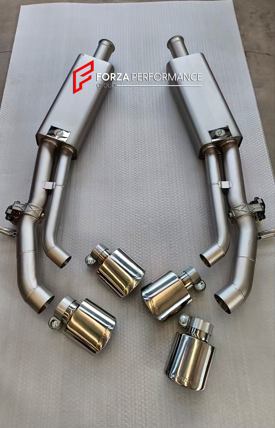 VALVED EXHAUST CATBACK MUFFLER for MERCEDES BENZ G CLASS W465 G500 3.0T 2025
Set includes:
Center Pipes
Mufflers with Valves
Valve control box with remote control (you may also reuse your factory exhaust valve motors)
Material: Stainless steel (for an extra cost we can make titanium)
NOTE: Professional installation is required.