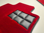 VELOUR FLOOR MATS for ROLLS ROYCE PHANTOM DROPHEAD COUPE 2002 - 2016
Set includes:

Floor Mats
Material: Velour