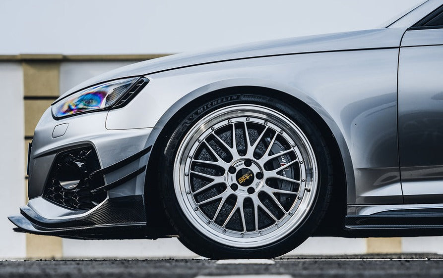 BKSS Style Carbon Fiber Front Bumper Canards For Audi RS4 B9 2019+  Set include:   Canards Material: Carbon Fiber / Forged Carbon / Dry Carbon  NOTE: Professional installation is required 