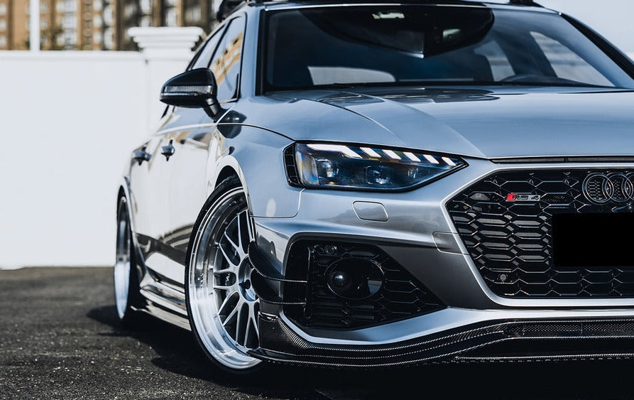 BKSS Style Carbon Fiber Front Bumper Canards For Audi RS4 B9 2019+  Set include:   Canards Material: Carbon Fiber / Forged Carbon / Dry Carbon  NOTE: Professional installation is required 