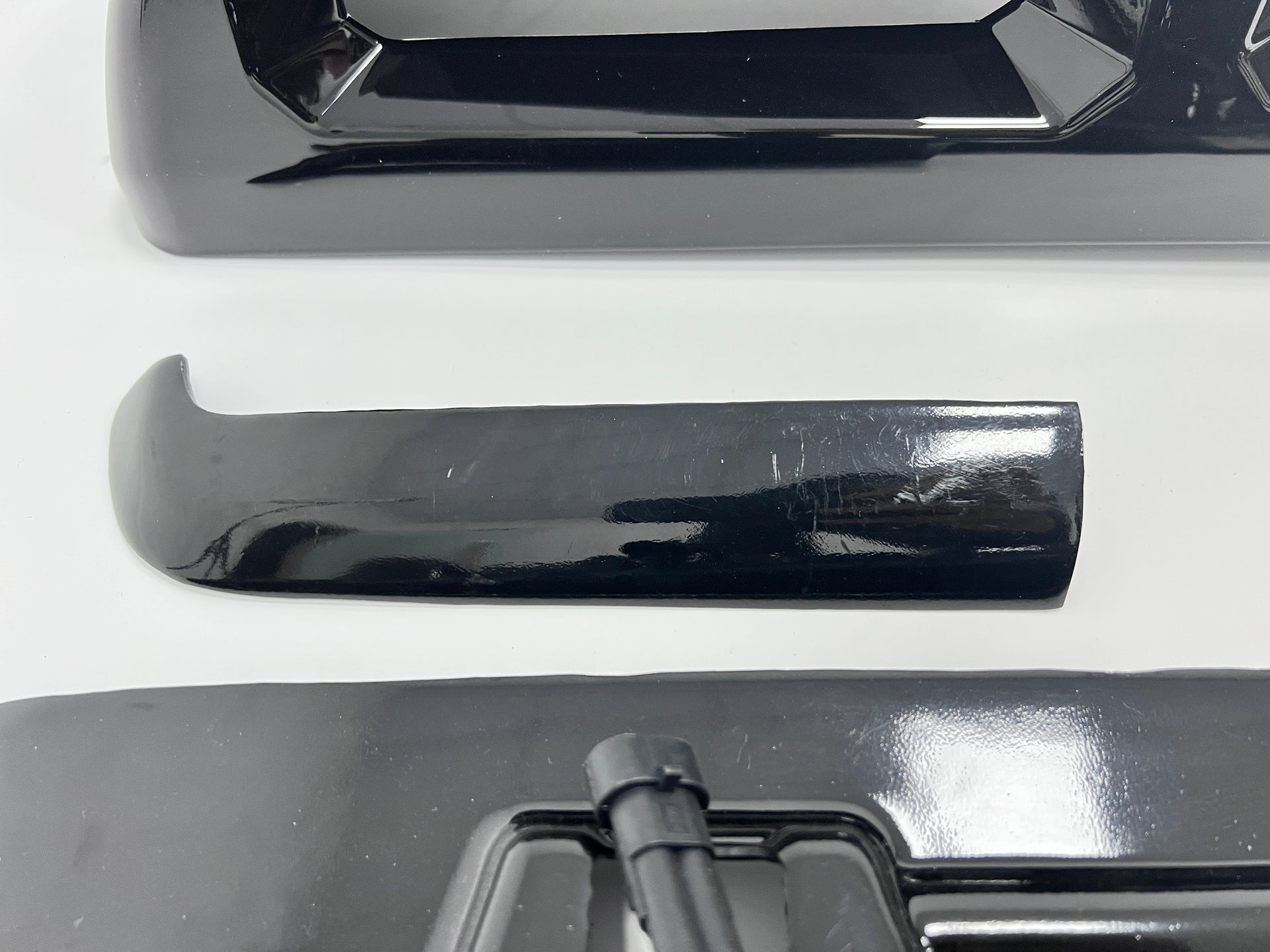 Front-Spoiler-with-Light-bar-to-Mercedes-Benz-G-class-W463A-mansory-W464-G550-G63-2018-2019-2020