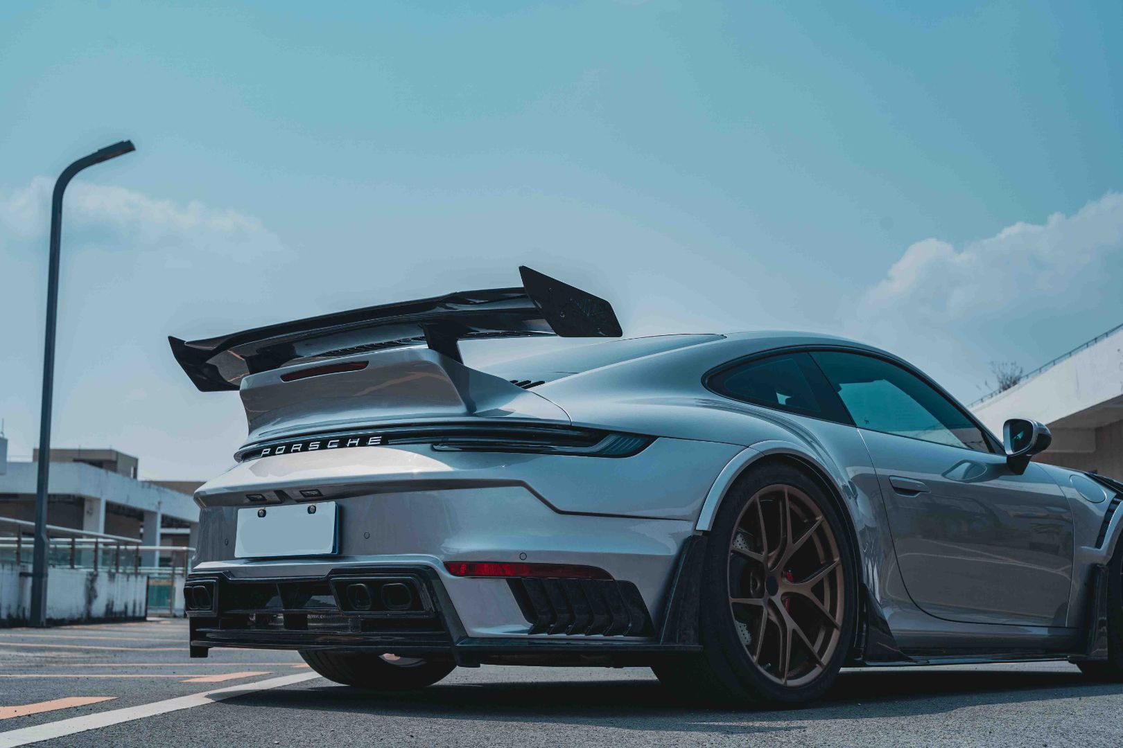 GHOST WIDE BODY KIT for PORSCHE 911 992