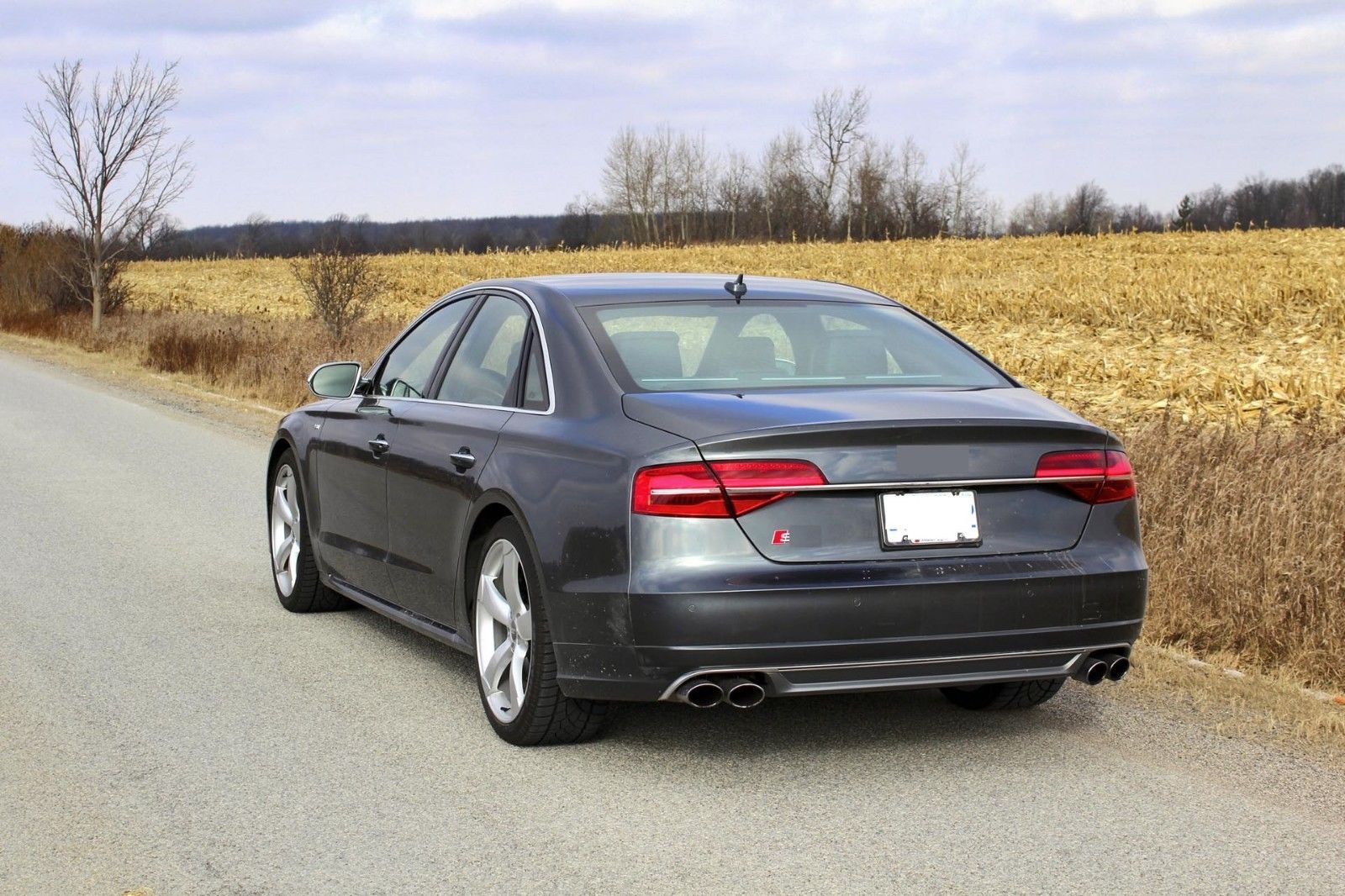 S style Bodykit for AUDI A8 D4 2015 - 2017 facelift model.   Set include: Front bumper (Without Distronic radars ACC, Have PDC holes, License plate holder EU type) Front grille  Rear diffuser Exhaust mufflers with tips COLOR: UNPAINTED  Material: ABS/PP Plastic