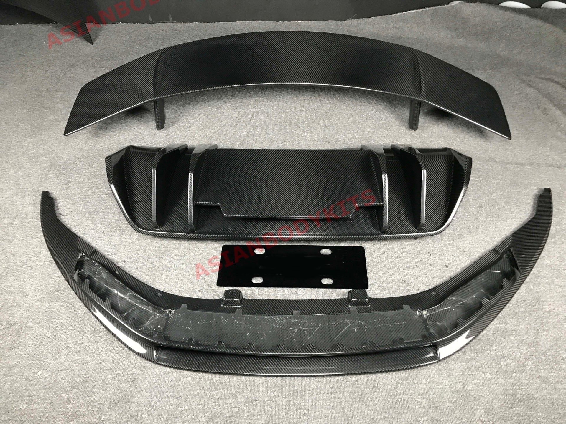 AUDI R8 V8 4S 2015 - 2019 DRY CARBON FIBER BODY KIT