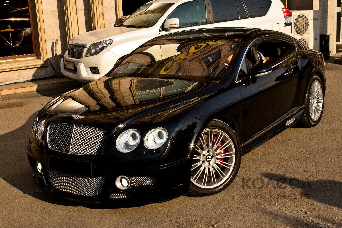 BODY KIT for BENTLEY CONTINENTAL GT 2003-2011

Set includes:

Front Bumper
Fog Lamps
Side Skirts
Rear Bumper
Stop Signal Light for the Rear Bumper

Trunk Spoiler

Material: Fiberglass.

NOTE: Professional installation is required.
