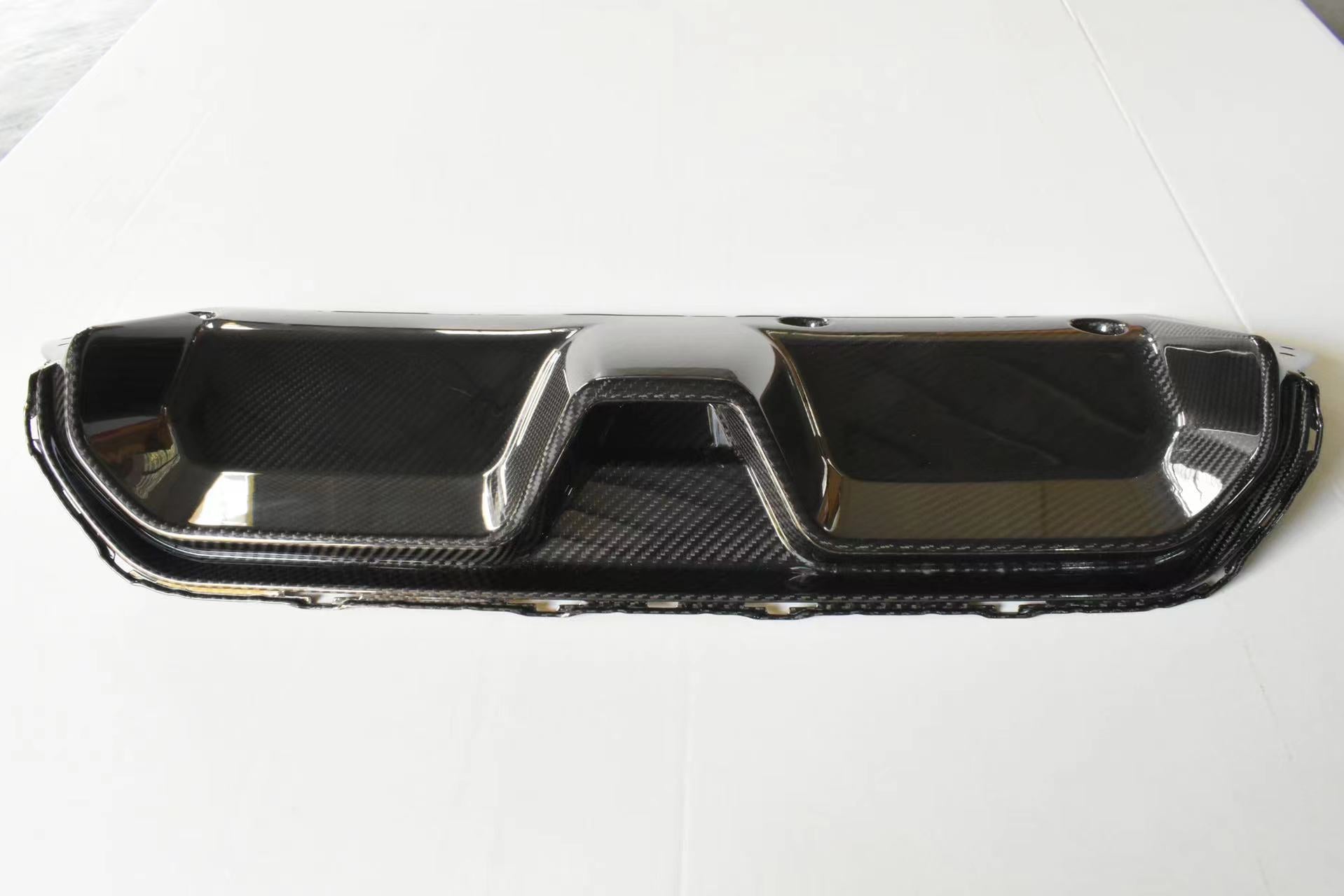 Aftermarket Dry Carbon Rear Diffuser For BMW M5 F90 LCI 2020+  Set include:  Rear diffuser Material: Real dry carbon fiber  Note Professional installation is required