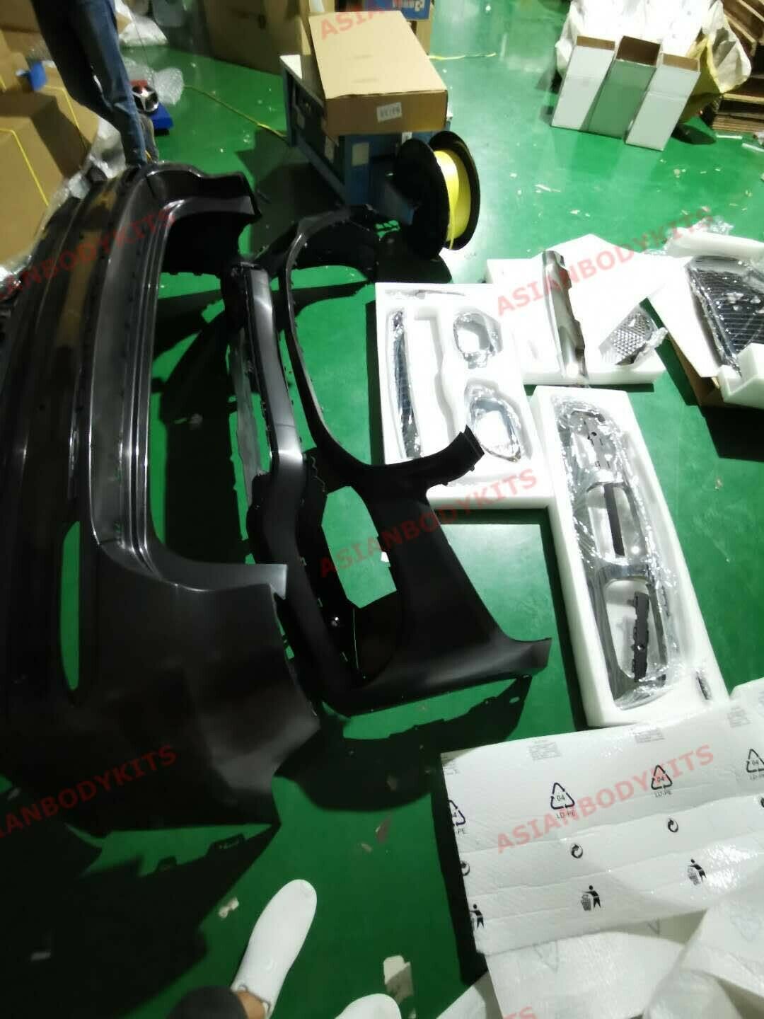 Body kit for Mercedes Benz GLS X167 GLS Maybach 2020+ Set include:  Front bumper assembly Front grille Front fender flares Rear fender flares Rear bumper assembly Material: ABS plastic  NOTE: Professional installation is required  SHIPPING NOTE: WE SHIP WORLDWIDE to LOCAL INTERNATIONAL AIRPORT only!!! NOT DOOR TO DOOR