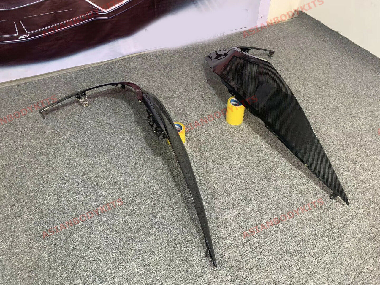CARBON FIBER FRONT FENDERS for LAMBORGHINI HURACAN  2014 - 2019