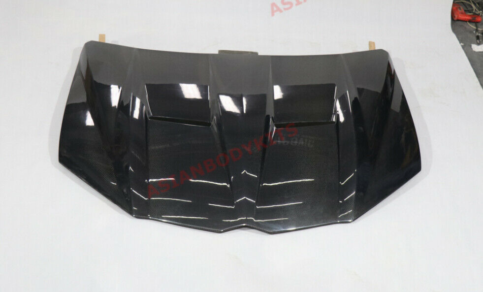 CARBON FIBER HOOD BONNET for LAMBORGHINI URUS 2018+