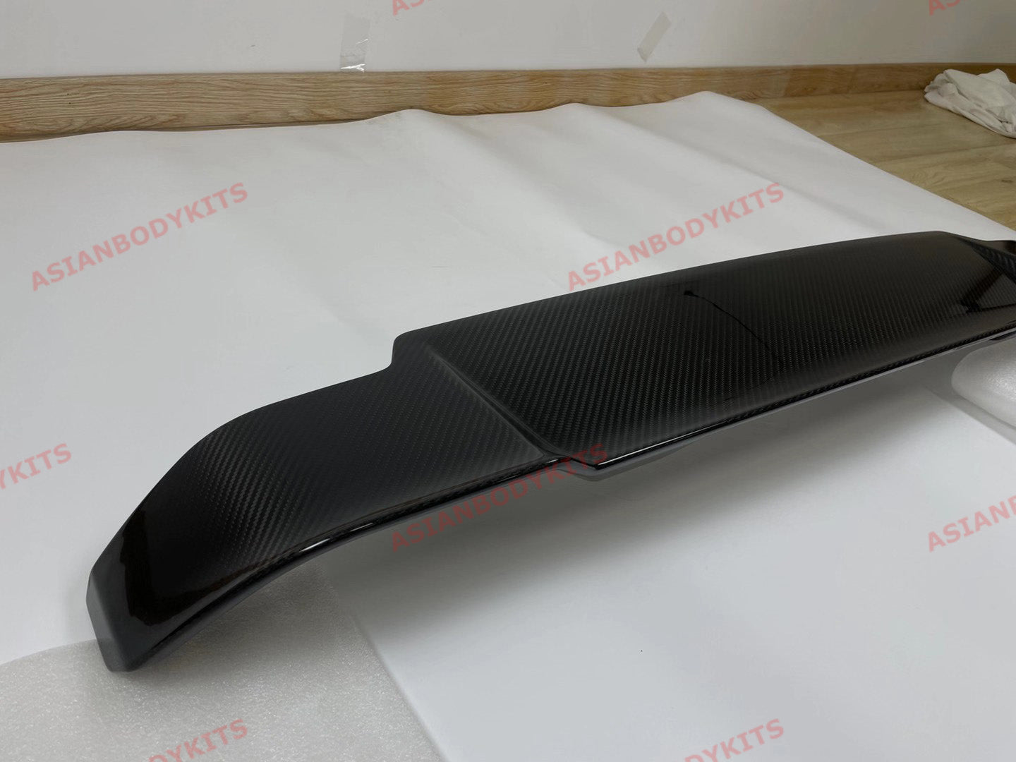 CARBON FIBER ROOF SPOILER WING for LAND ROVER DEFENDER L663 2020+