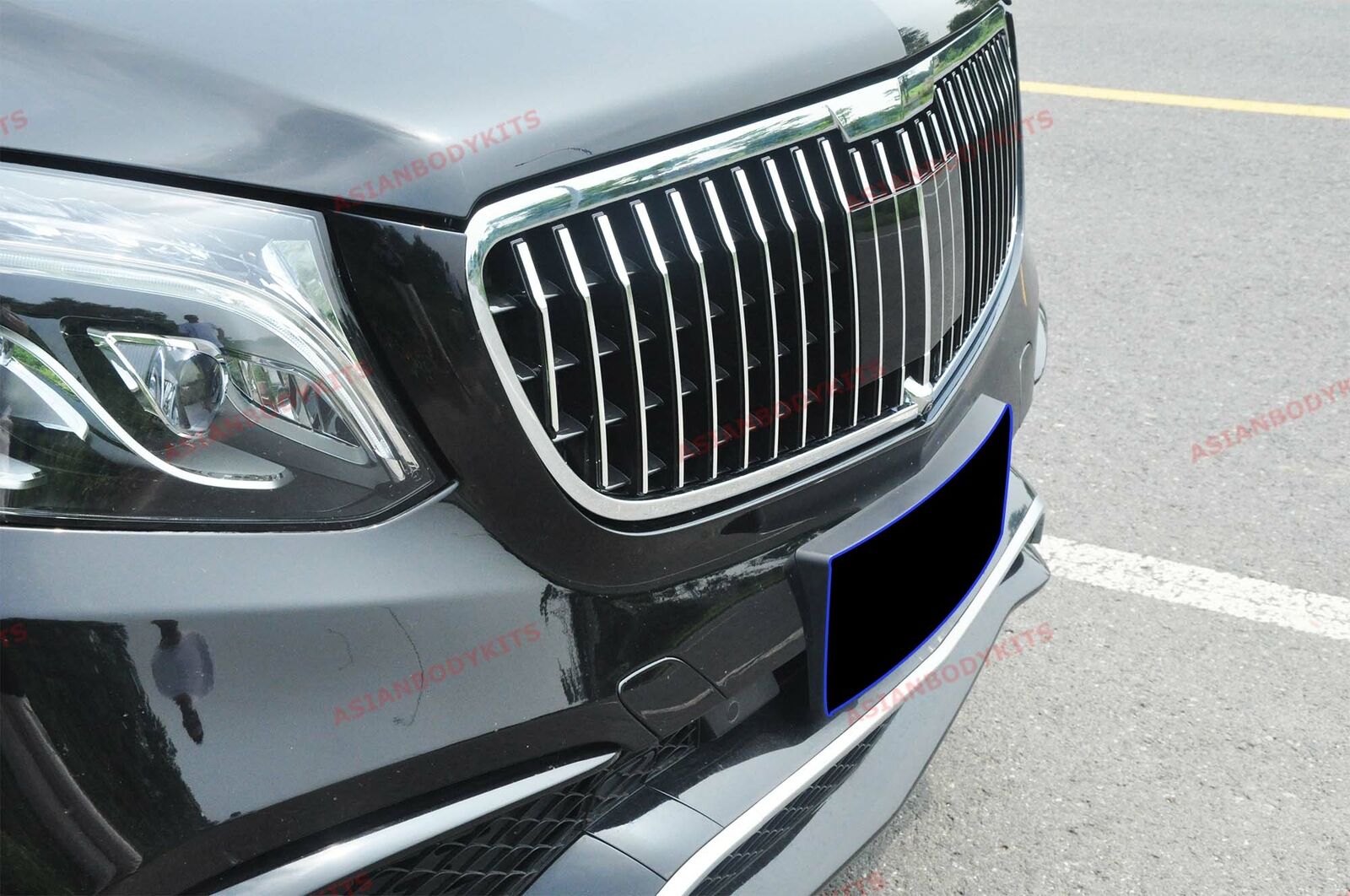 CHROME FRONT GRILLE for MERCEDES BENZ GLS X166 2015 - 2019 MAYBACH STYLE

Set includes:

Grille

Material: Plastic ABS

Color: Gloss Black

Note: Professional installation is required