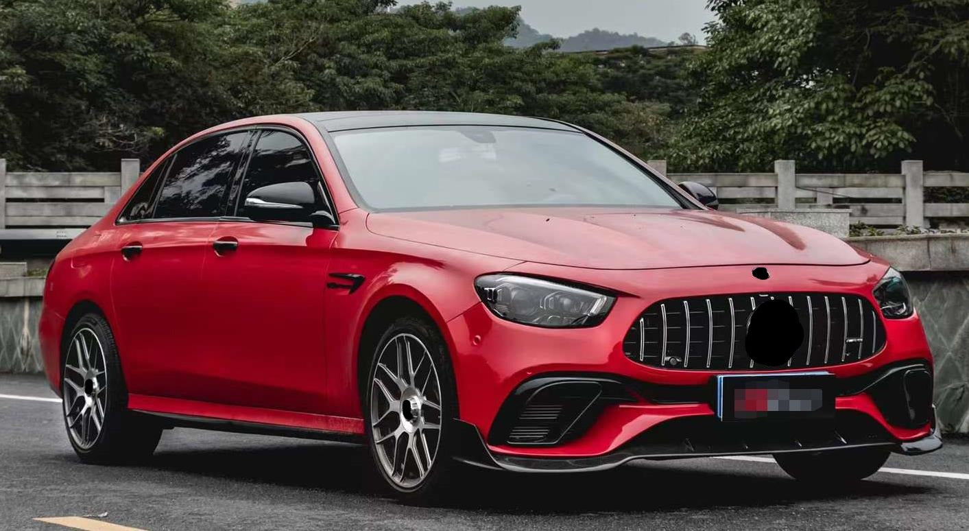 CARBON WIDE BODY KIT for MERCEDES BENZ W213 E63S 2021+  Set include:   Front Bumper Front Lip Rear Diffuser Rear Bumper Exhaust tips Side Skirts Material: DRY Carbon