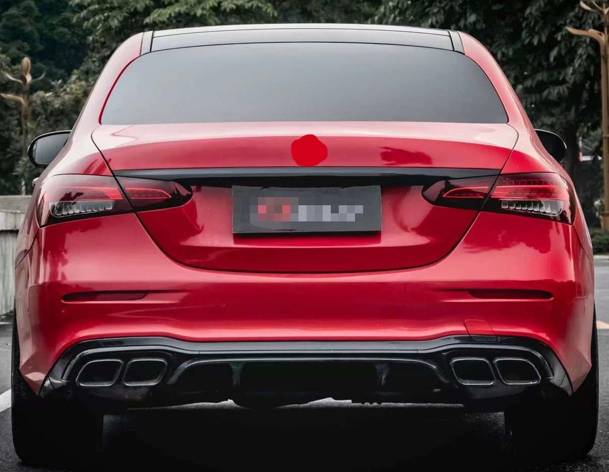 CARBON WIDE BODY KIT for MERCEDES BENZ W213 E63S 2021+  Set include:   Front Bumper Front Lip Rear Diffuser Rear Bumper Exhaust tips Side Skirts Material: DRY Carbon