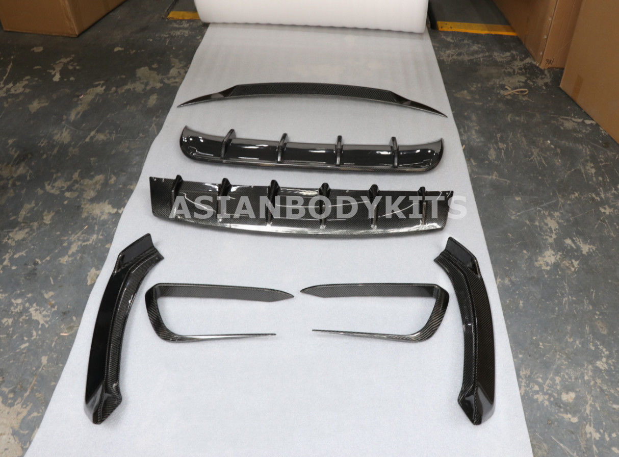 Carbon fiber BODY KIT for Maserati Levante 2016-2018 front lip, diffuser, spoiler