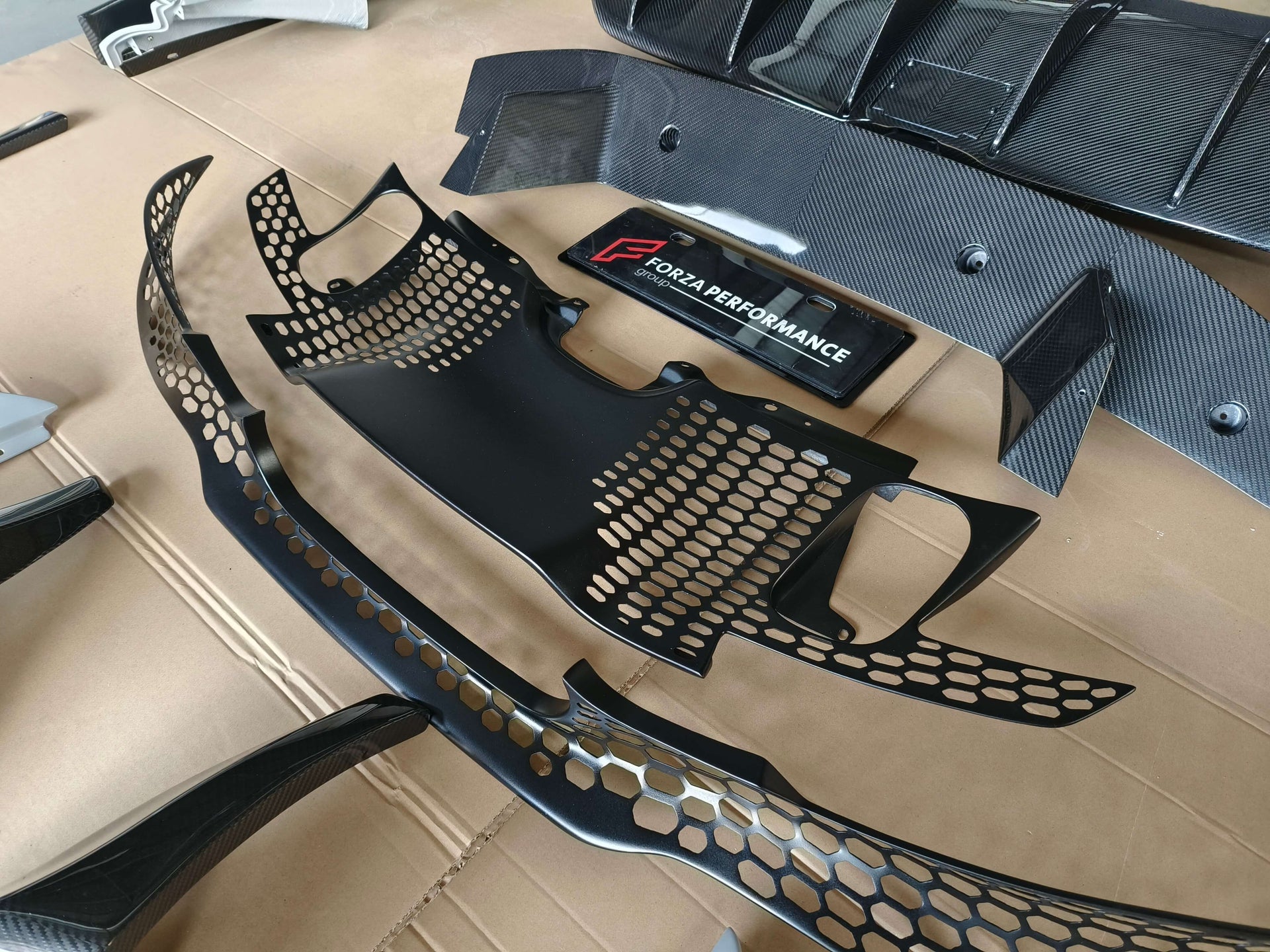 Conversion carbon body kit for McLaren 720S upgrade to 765LT